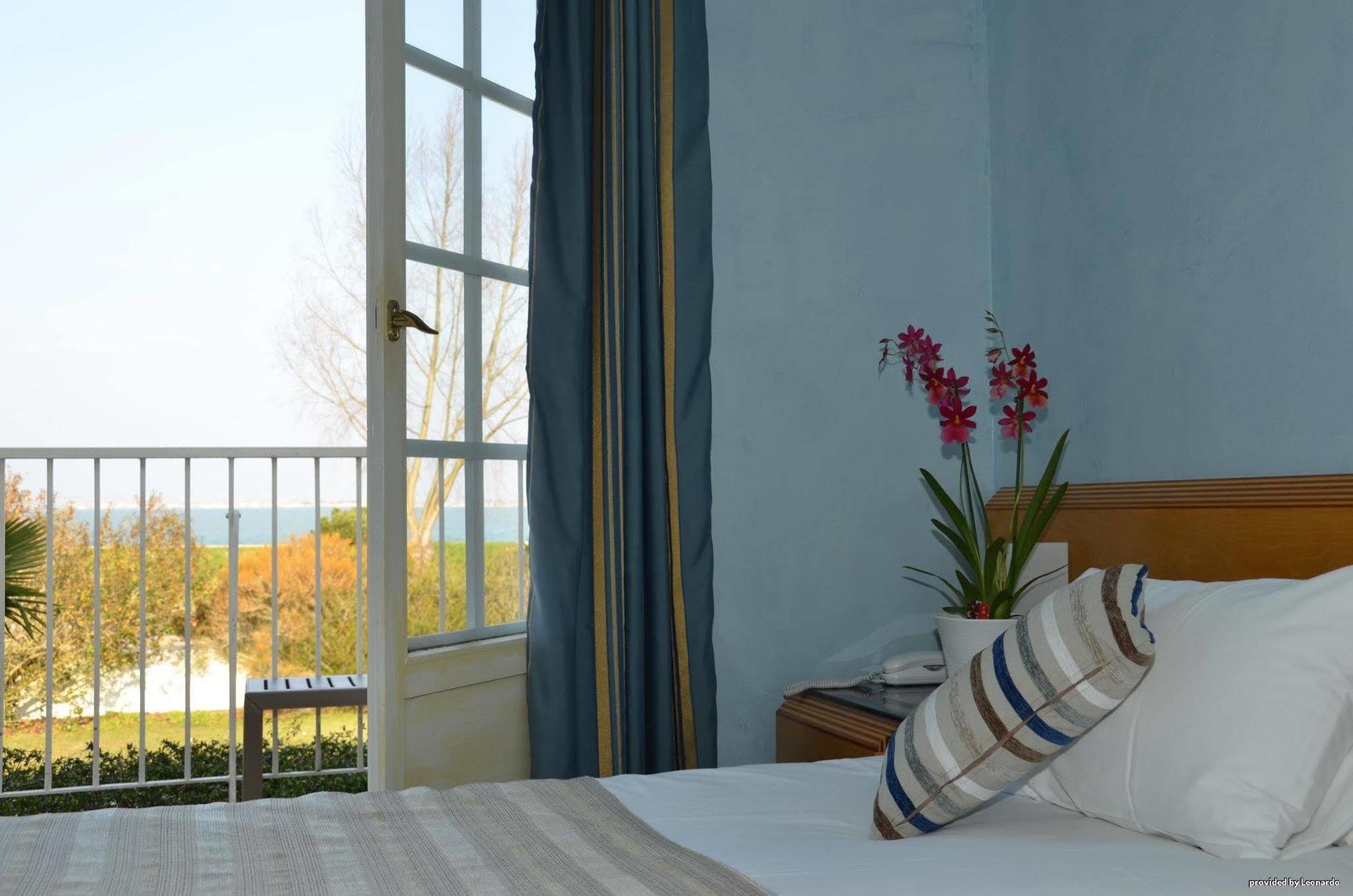 Hotel Et Spa Les Cleunes Oleron Saint-Trojan-les-Bains Ruang foto